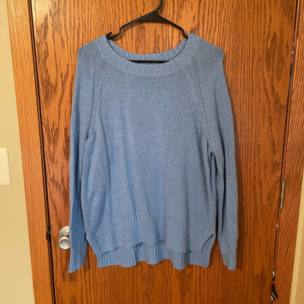 Old Navy light blue sweater